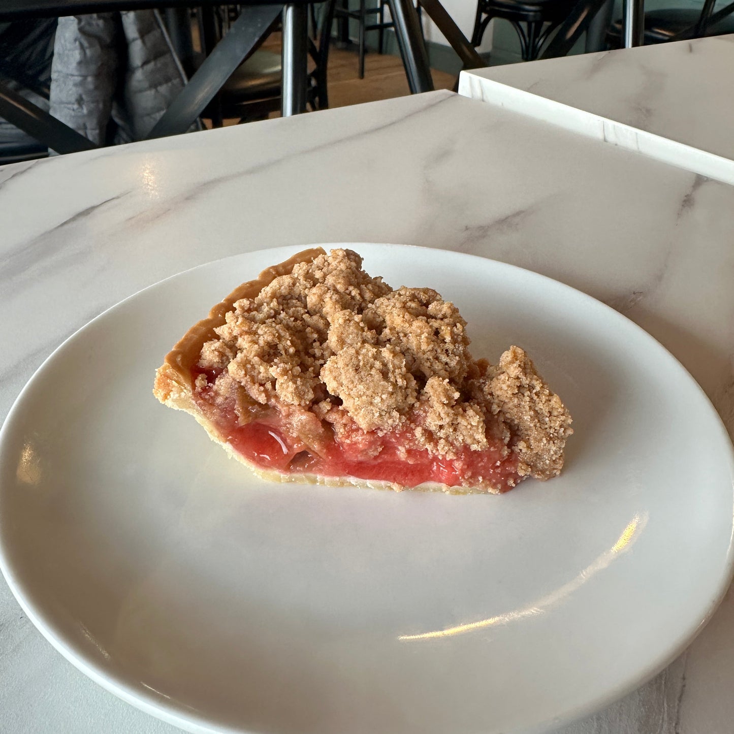 Strawberry-Rhubarb Crumb Pie
