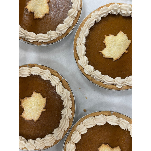 Pumpkin Pie with Maple Cream